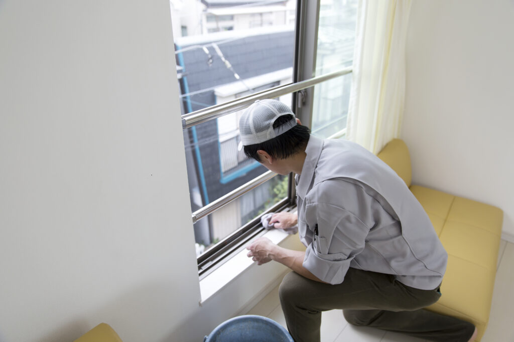 サッシ掃除